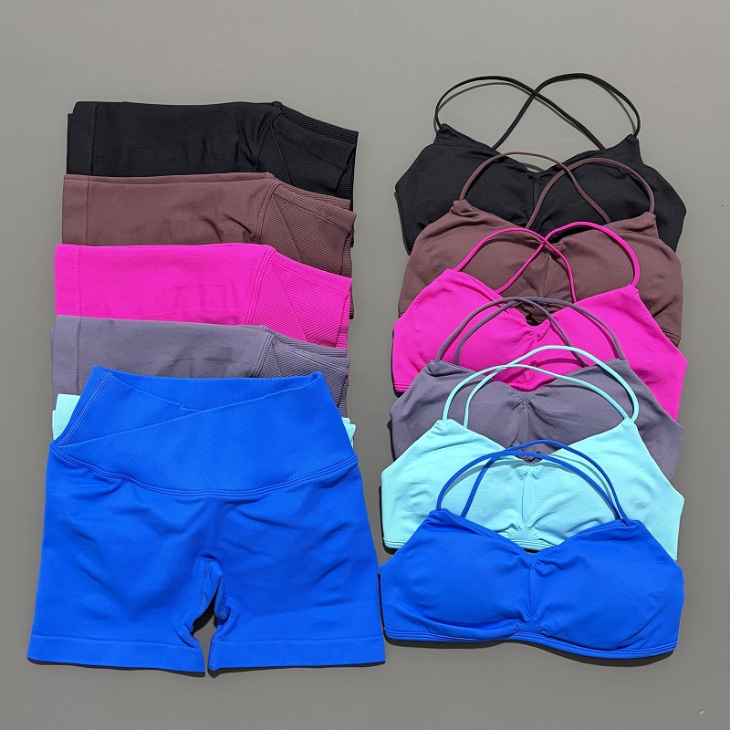 Dwuczęściowy zestaw sportowy V – Yoga Strap Cotton recenzja i cena